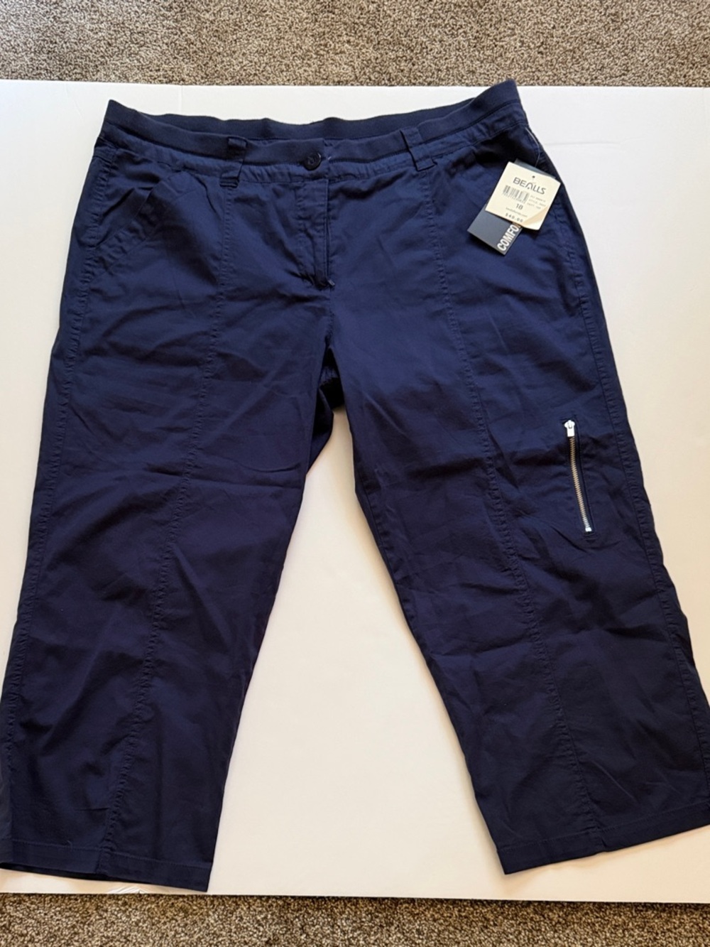 NWT Coral Bay Navy Cropped Cargo Capris, Size 18